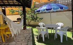 Casa de praia em condomínio à beira mar